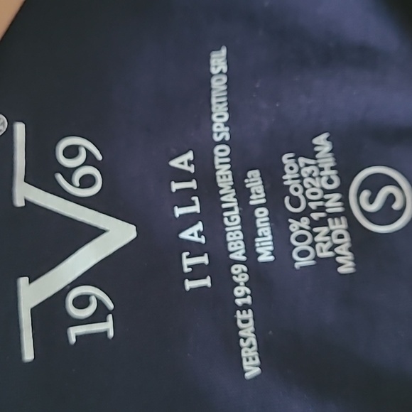 Versace long sleeves shirt.  Size S - Picture 3 of 3